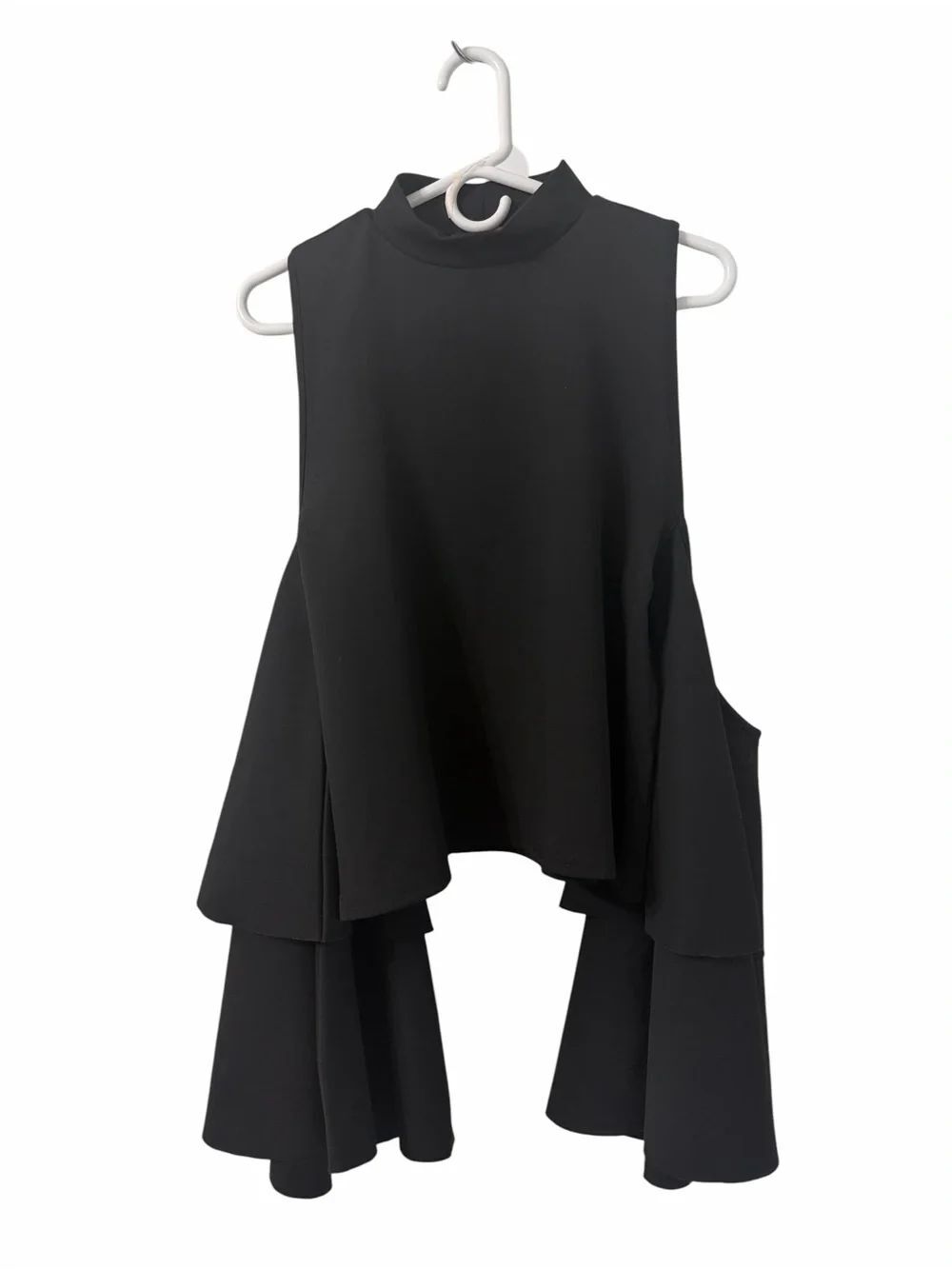Boohoo Black Cold Shoulder Tiered Top Blouse Size 14